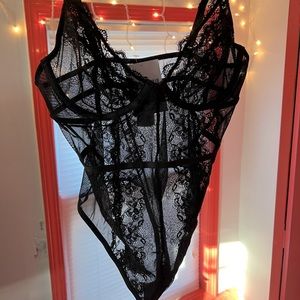 NWT F21 bodysuit lingerie | Black lace | Size M